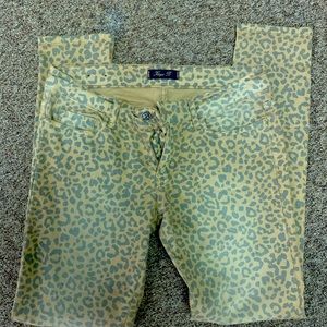 Klique B size 9 cheetah print Jean leggings